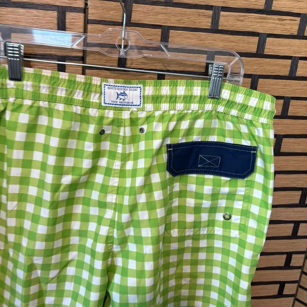 Southern Tide Green And White Checkered Swim Trunks‎ Size Large